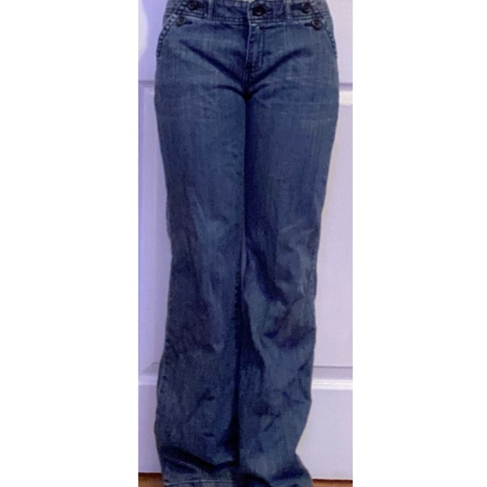 blue gap trousers